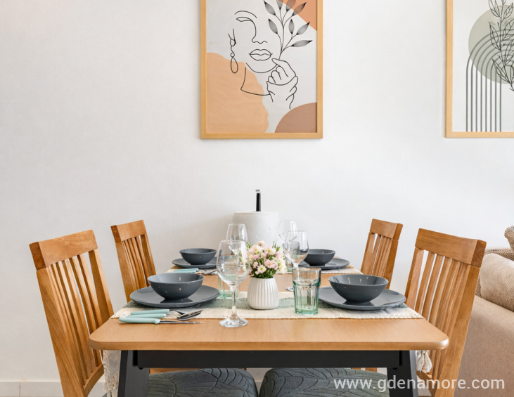 Living RM - 8